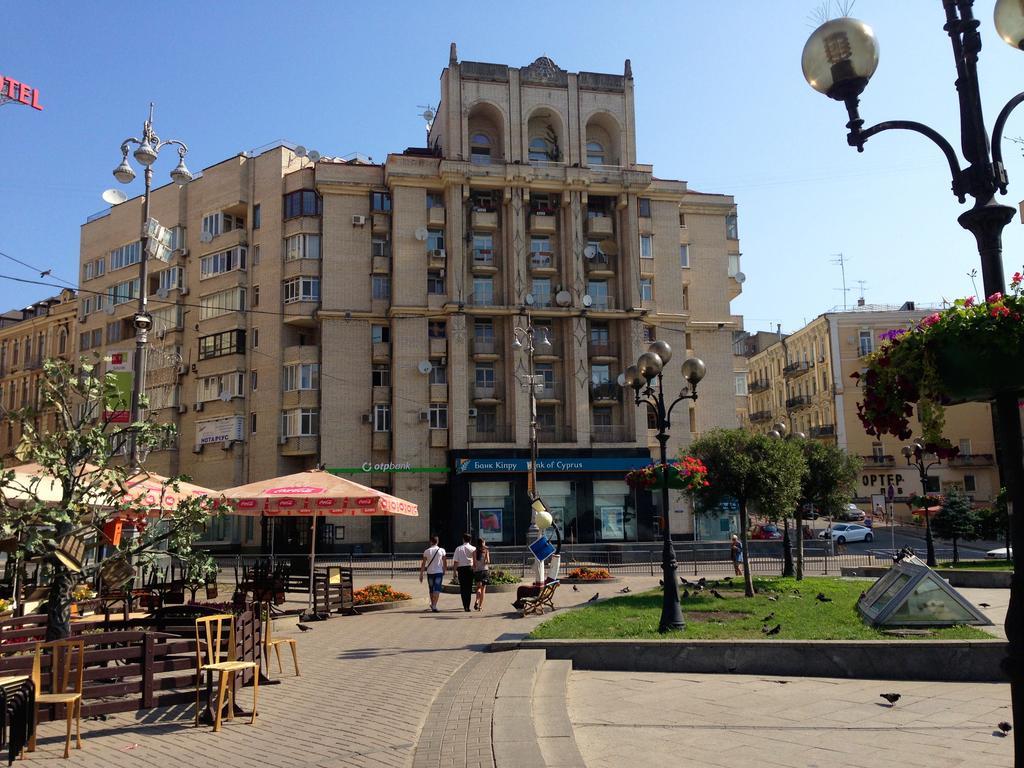 Apartment Mihailovskaya Kiev Phòng bức ảnh